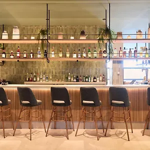 **** Hotel Catalonia La Maquinista Hiszpania