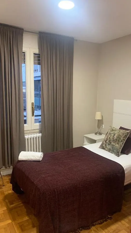 Somnio Hostels Barcelona Casa de hóspedes